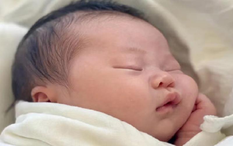 明星试管女儿丑代生